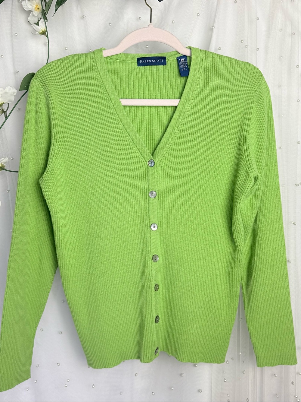 Vintage Y2K Karen Scott Lime Green Ribbed V-Neck Cardigan!
